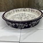 New Temptations By Tara Purple Floral Lace Cake, Pie, Quiche 9 Roasting Pan. Fixed Price $29.99.