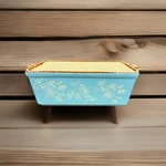Temptations By Tara 1.5 Qt Blue Loaf Bread Pan Floral Lace Ovenware. Fixed Price $19.99.