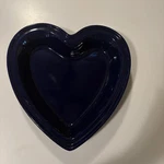 Chantal Cobalt Heart Shaped Baking Dish 1.5 Qt. 93-HPDD24. Fixed Price $39.99.