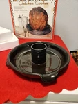 Tumbleweed Pottery Upright Chicken Cooker Deep Dish. Fixed Price $16.99.