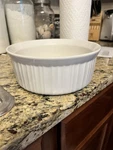 Corningware F-1-B 2.5QT/2.35L Round French White Ribbed Ceramic Casserole Dish. Fixed Price $21.24.