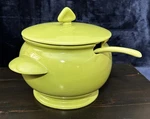 Chantal Green Soup Tureen 3.25 Qt Lid & Ladle 91-ST18 Oven Freezer Micro Safe. Fixed Price $48.95.