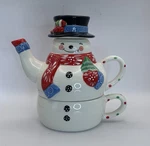 Temptations By Tara Snowman Teapot & Mug Stacking Set Box. Cardinal Ceramic. Fixed Price $17.50.