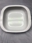 Corning Ware Simply Light 2.5 Qt White Casserole Baking Dish With Pyrex 680C Lid. Fixed Price $35.00.