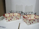 Set Of 2 - 1.5QT Temptations Casserole Dishes W/racks & Storage Lids. Fixed Price $24.50.