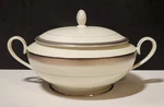 Mikasa Palatial Platinum L3235 Covered Casserole Tureen Fine China Dish. Fixed Price $65.99.