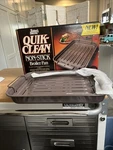 (133A) Vintage Ekco Baker's Secret Quik-clean Non-stick Broiler Pan New. Fixed Price $15.00.