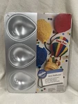 Wilton 1992 Mini Balloons Cake Pan 6 Cavity 2105-2024 Sealed Plastic New. Fixed Price $14.95.