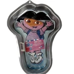 Wilton Dora The Explorer Cake Pan Aluminum 2003 #2105-6400. Fixed Price $9.99.