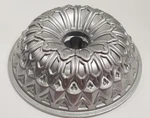 Nordic Ware 88737 Stained Glass Bundt Pan 9CUPS New W/o Tags Made The Usa. Fixed Price $28.99.