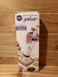 Wilton Dessert Decorator Plus Cake Decorating Tool 5 Precision Tips Plunger JJ10. Fixed Price $14.25.