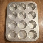 Vintage Wearever Aluminum 12-CUP Muffin Pan Rectangle Oven Safe Pat. 4595120. Fixed Price $82.00.