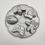 Nordic Ware Garden Bugs Cakelet Pan Cast Aluminum Nonstick 3 Cup Mold Usa. Fixed Price $18.99.
