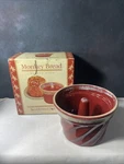 Beautiful Tumbleweed Pottery Monkey Bread Baking Mold With Recipes. Fixed Price $19.98.