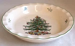Spode Christmas Tree Sculpted 9 3/4" Pie Dish Plate Fluted Ruffle Edge. Fixed Price $14.87.