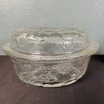 Libbey Orchard Fruit Clear Glass 3 Qt Round Casserole Baking Dish, Pie Plate Lid. Fixed Price $25.49.