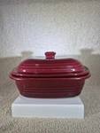 Pampered Chef Cranberry Deep Covered Baker Casserole Stoneware Dish 3.1 Qt / 3L. Fixed Price $37.99.