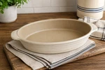 Pampered Chef Family Heritage 9-1/2" Oval Stoneware Baker Vanilla 06302. Fixed Price $13.88.