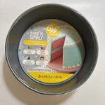 Wilton Bake It Simply Non-stick Round 6-INCH Cake Pan Set, 2-COUNT New. Fixed Price $5.00.