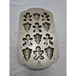 Nordic Ware Holiday Gingerbread Man And Christmas Tree Cakelet Pan Gold 12 Cup. Fixed Price $22.39.