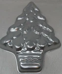1972 Wilton 502-1107 Aluminum Cake Pan Treelightful. Fixed Price $11.70.