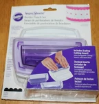 Wilton Sugar Sheets Border Punch #1907-1127 Unused- Fondant Scallop Insert. Fixed Price $5.49.