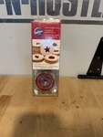Wilton Linzer Cookie Cutter Set Christmas Fluted Round + 6 Shapes Holiday Baking. Fixed Price $15.99.