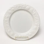 Windsor Browne 10.25" White Ceramic Embossed Fruit Pattern Dinner Plate Italy. Fixed Price $12.79.