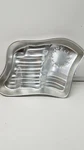 Wilton Cake Star-spangled Flag Mold 1974 502-283 13 Stars. Fixed Price $17.95.
