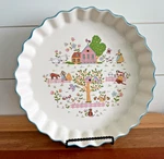 Jamestown Country Home 10" Pie Dish 1987 Japan Farmhouse Cottage Design. Fixed Price $22.50.