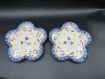 2 Temptations By Tara Old World Blue Luncheon Dessert Plates Flower Shape. Fixed Price $14.99.