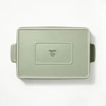 4QT Stoneware Rectangle Baking Dish With Lid - Figmint. Fixed Price $20.00.