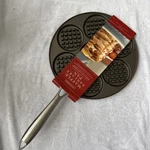 Williams-sonoma Waffle Pancake Non-stick Makes 7 Nordic Ware New. Fixed Price $20.00.