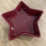 Chantal Star Shaped Baking Serving Tart Dish 1 Quart Maroon 93-ST22. Fixed Price $15.00.
