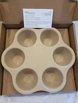 Brand Box Pampered Chef Stoneware Single Servings Pan #1373. Fixed Price $39.99.