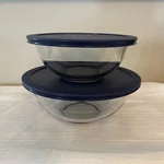 Pyrex Nested 1.5 &2.5 Qt Round Mixing Bowls W/blue Lids 323H 325H. Excellent.. Fixed Price $31.50.