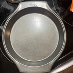 Wilton Nonstick 9 X 1.5 Circle Bake Dish Silver. Fixed Price $8.50.