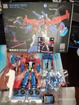 Baiwei TW-1036 Animated Repair Team Captain Op Fire Truck Usashi'p. Fixed Price $59.99.