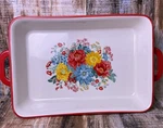 The Pioneer Woman 9 X 13 Rectangle Baking Dish Casserole Red Trim. Fixed Price $28.00.