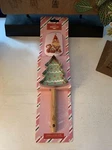 Ciroa Bakehouse Christmas Cat Spatula And Tree Cookie Cutter Set. Fixed Price $7.99.