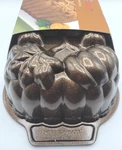 New Nordic Ware Fall Pumpkin Loaf Pan 6 Cups Platinum Collection. Fixed Price $23.95.