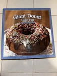 Williams-sonoma Giant Donut Cake Pan Non-stick Gray Electric Gas Oven Hand Wash. Fixed Price $20.00.