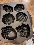 Nordic Ware Autumn Delights Cakelet Pan Acorns, Maple Leaves. Fixed Price $20.00.