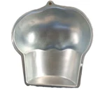 2005 Wilton Large Cupcake Pan #2105-3318. Fixed Price $7.59.