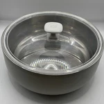Pampered Chef 2.5QT Insulated Serving Bowl With Lid 9 1/4 X. Fixed Price $39.00.