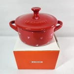 Creuset Classic 10 Cm Mini Cocotte Casserole Red W/ Pink Hearts New Open Box. Fixed Price $50.00.
