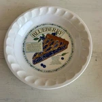 Himark Golden Pie Collection Blueberry Recipe Dish Ceramic Baker 10.5 Inch. Fixed Price $24.99.