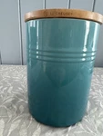 Le Creuset Xxl Storage Jar Caribbean Blue W/wood Lid 8 Canister Stoneware Large. Fixed Price $59.99.