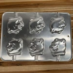Vtg Wilton Winnie The Pooh Treat Pan Cookie Cake Lollipop Mold Disney 1998. Fixed Price $9.98.