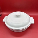 Creuset Round Stoneware White Casserole Dish With Lid Dutch Oven 8.05. Fixed Price $74.90.